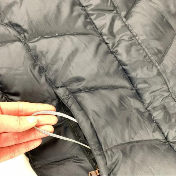 Eastern Mountain Sports Goose Down  Coat - Picture 6 of 12